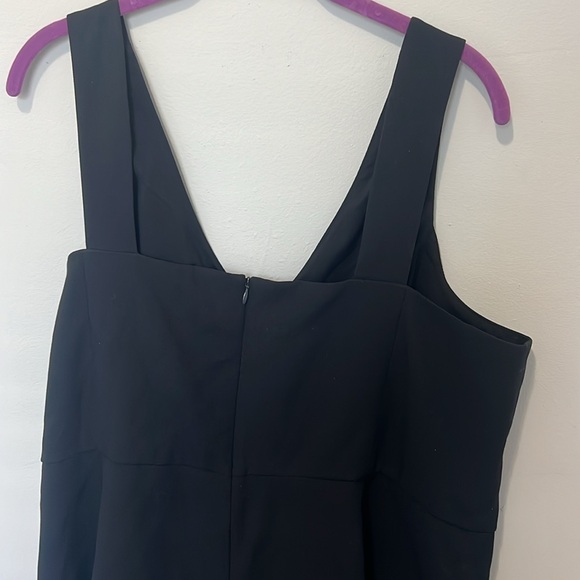 Like new and Taylor loft plus size 18 black classic dress - Picture 4 of 4